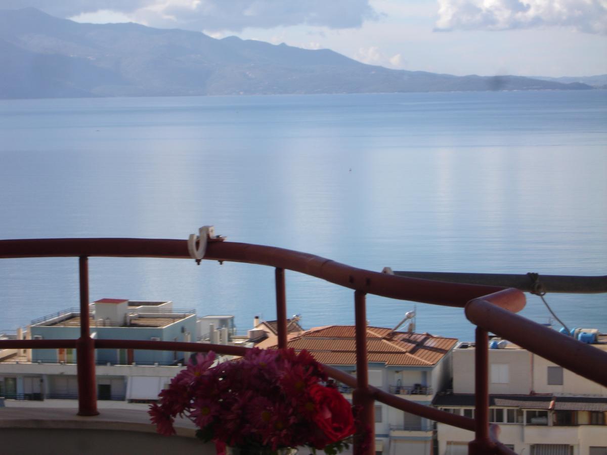 Kuri Apartment Sarandë Buitenkant foto